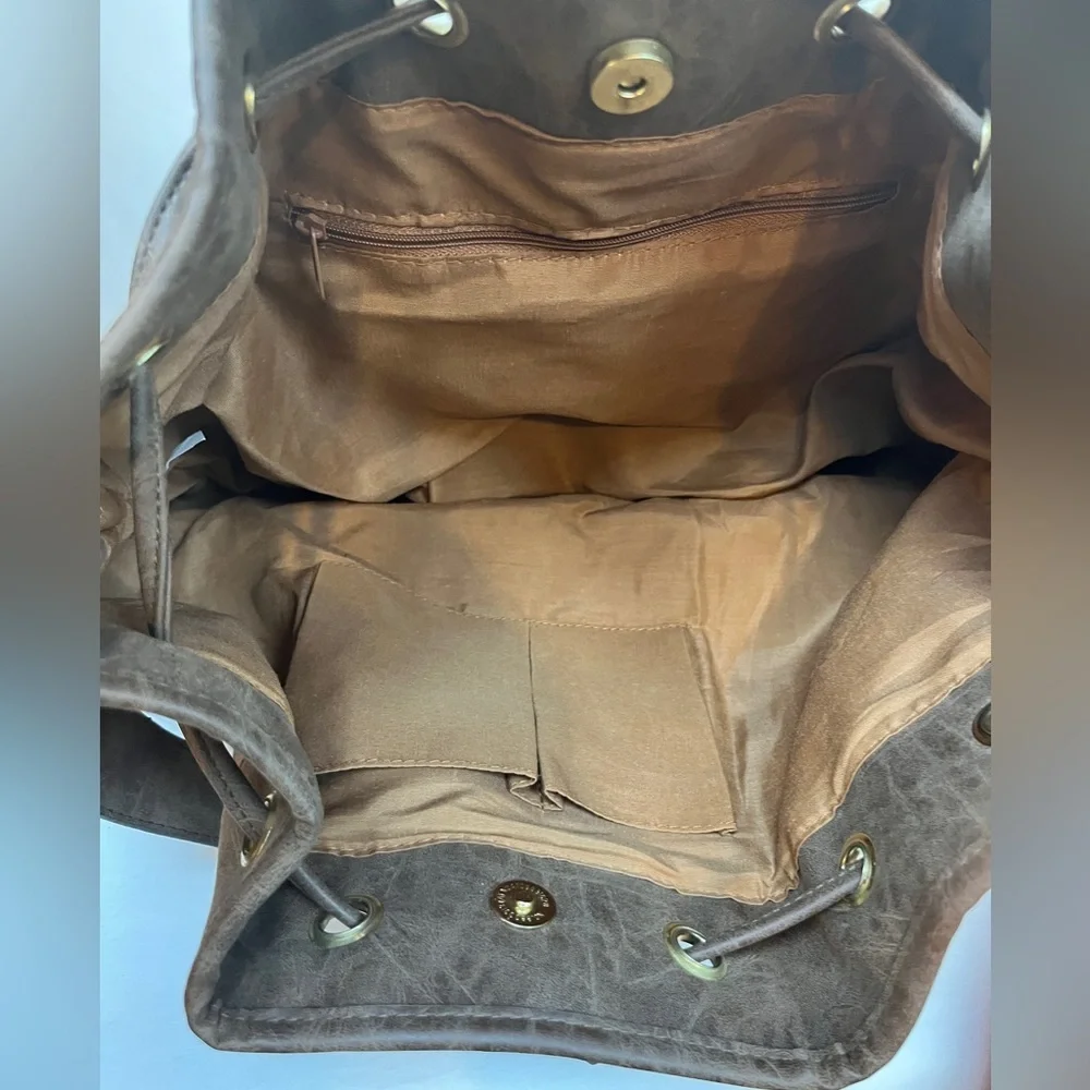 Large Brown Shoulder Bag with Shoulder Strap.